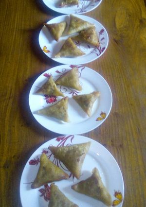 A picture of Samosa Raps.