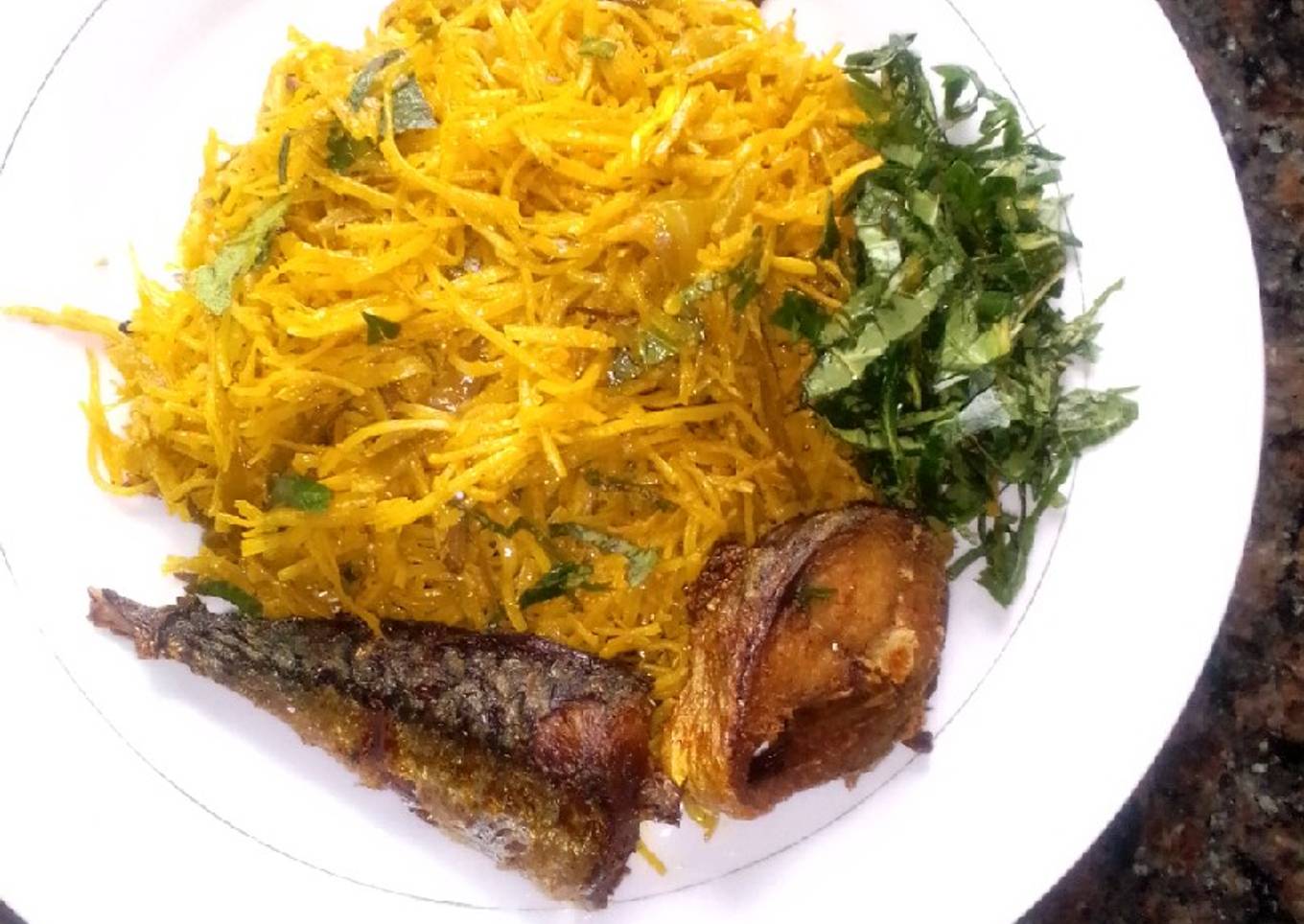 Simple African salad (abacha)