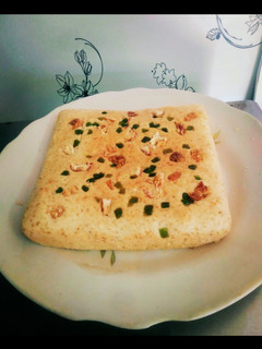 A picture of #Vanilla Suji Cake.