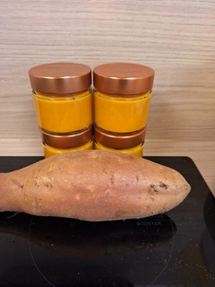 Une photo de Purée bébé patate douce tomate
