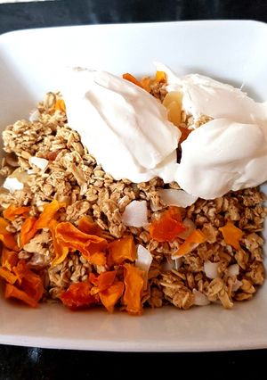 A picture of My Granola with Dried papaya and coconut. 🤗.