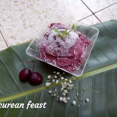 A picture of Banana and berry sorbet.
