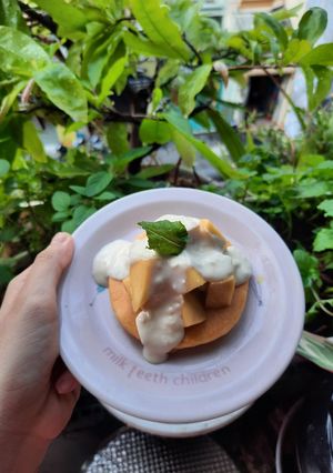 Hình của món Pancake xoài sốt phô mai.