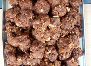 Foto resep Choco Almond Corn Flakes Cookies