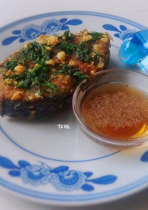 Hình của món CÁ THU chiên sốt thì là.