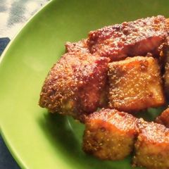 A picture of Fried Snapper.