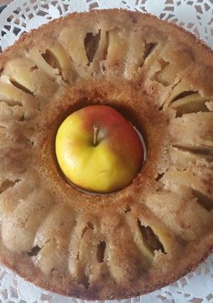 A picture of Clarabell’s Divine Apple Cake.