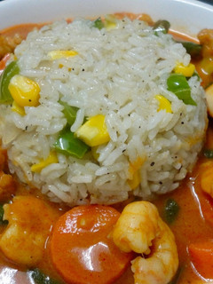 A picture of Shrimps in Thai Red Curry.