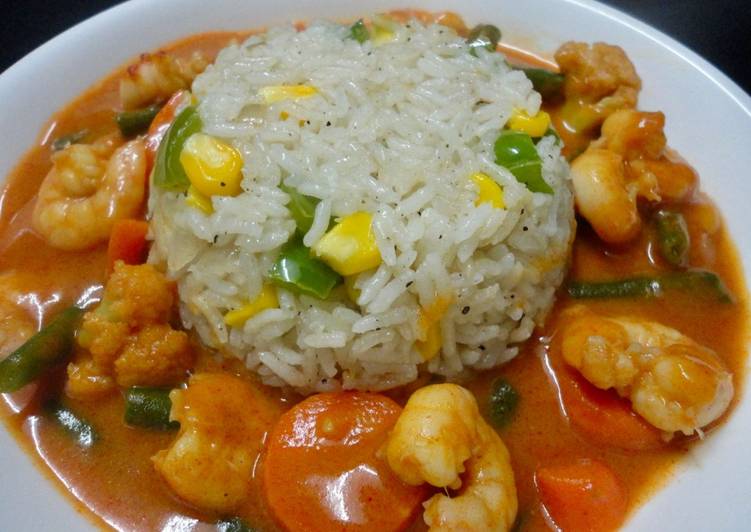 7 Delicious Homemade Shrimps in Thai Red Curry