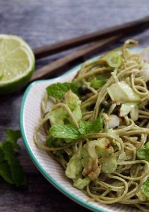 A picture of Green soba noodle salad with Asian pesto.