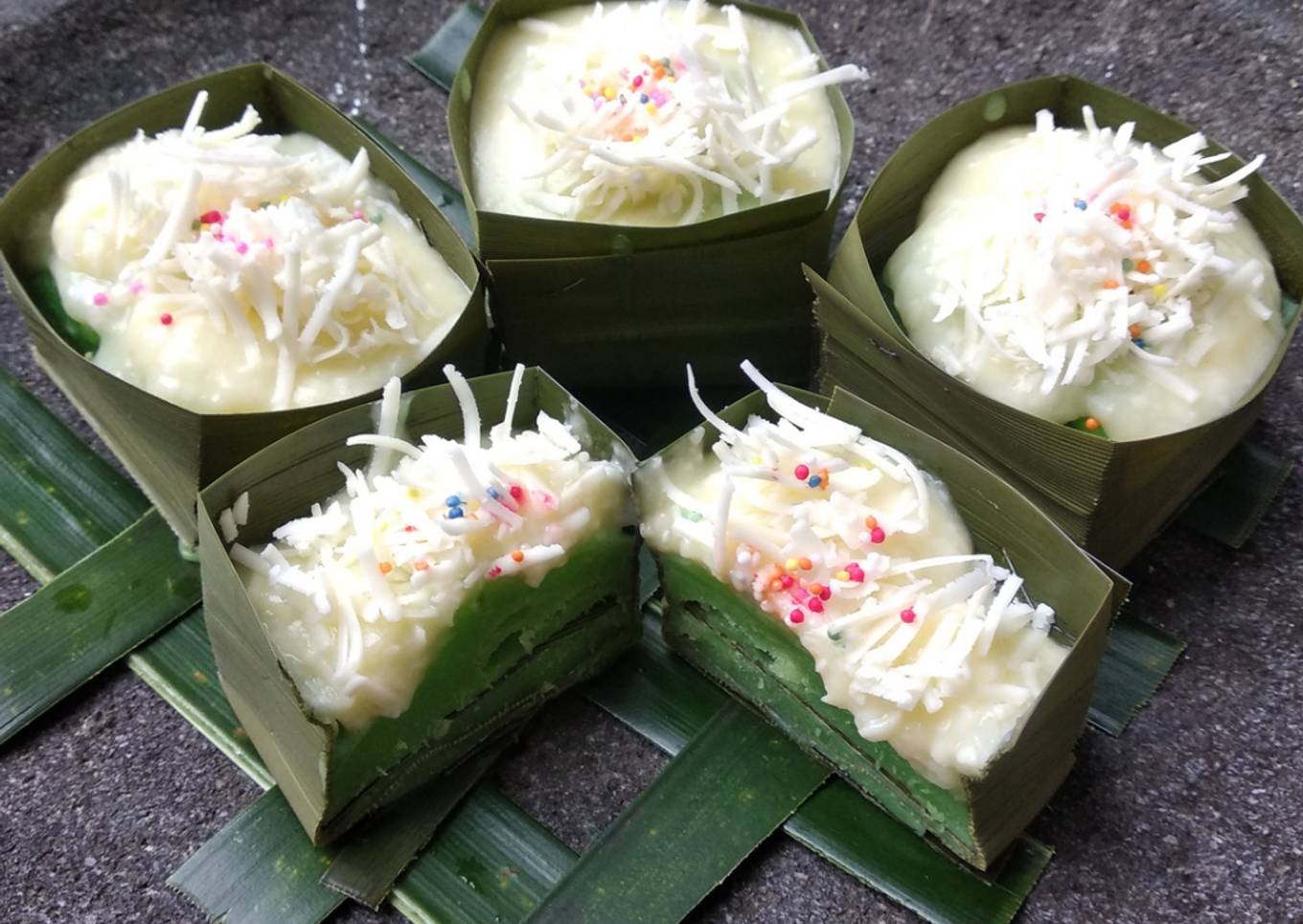 Bolu Pandan Saos Keju