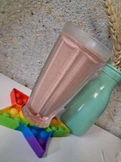 عکسی از دستور اسموتی توت فرنگی و موز