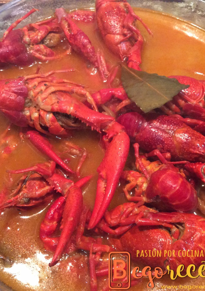 Una foto de Cangrejos de río en salsa