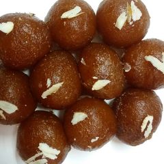 A picture of Mini Gulab jamun.