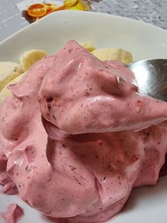 Una foto de Mousse Frutos del bosque Fitness