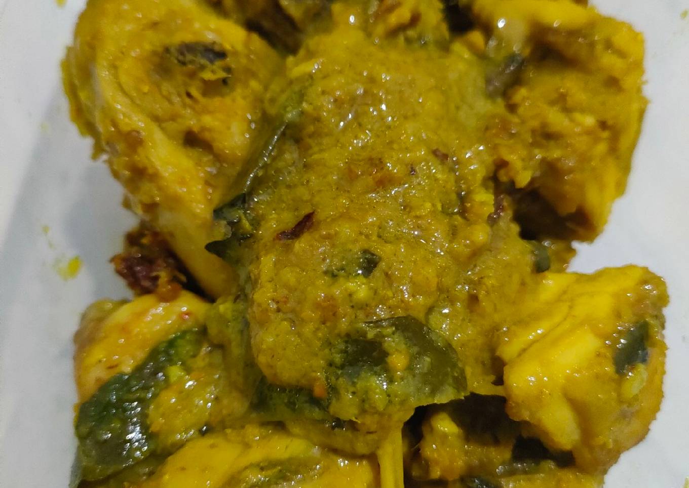 Ayam Ungkep Bumbu Kuning