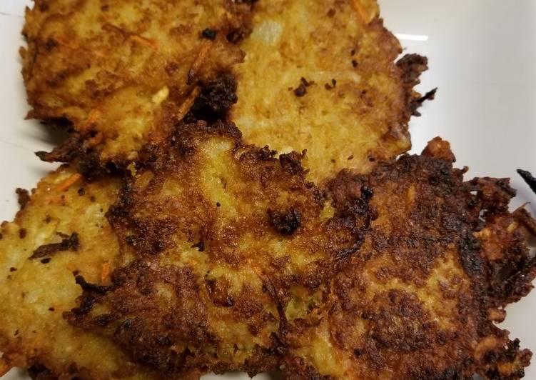 Step-by-Step Guide to Make Any-night-of-the-week Hidden Valley Latkes by Jeannine Pagarigan