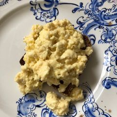 A picture of The ’perfect’ scrambled eggs 😉.