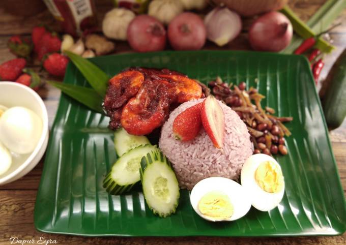 Recipe: Appetizing Nasi lemak strawberi