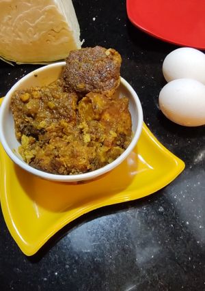 বাঁধাকপি ডিমের যুগল বন্দি (Bandhacopi dimer jugolbondi recipe in Bengali) রেসিপির প্রধান ছবি