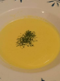 Una foto de Sopa crema de maíz