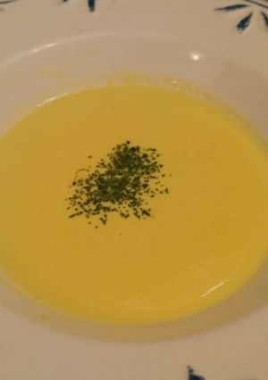 Una foto de Sopa crema de maíz