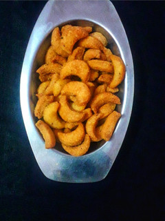 काजू(Kaju recipe in Hindi) रेसिपी मुख्य फोटो