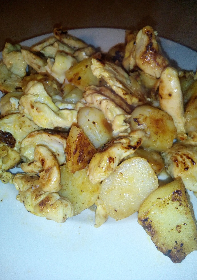 Una foto de Pollo con patatas a la mostaza