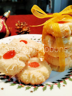 Foto resep Strawberry Cheese Thumbprint Cookies