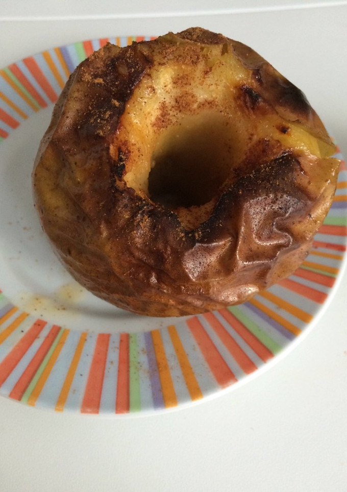 Una foto de Manzana asada (Microondas) 