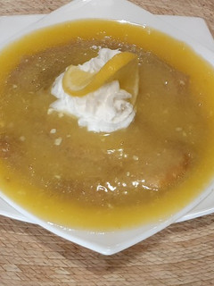 Una foto de Crepas de jengibre con salsa de limón