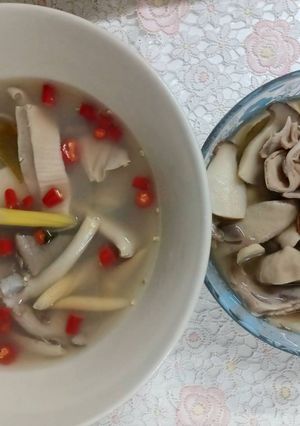 รูปของ ต้มยำกระเพาะหมู เมนูเด็กกินได้ ผู้ใหญ่ก็กินได้