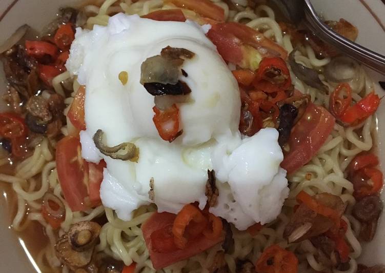 Indomie sambel matah kuah ramen ala kadarnya