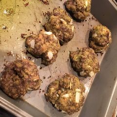 A picture of Pesto Meatballs.