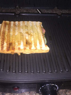 A picture of Toast Bread.