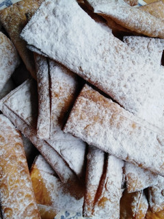 Una foto de Pie de manzana frito (en masa wantán)