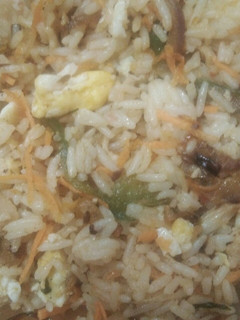 சிக்கன் ஃப்ரைட் ரைஸ்(chicken fried rice recipe in tamil) செய்முறை முக்கிய புகைப்படம்