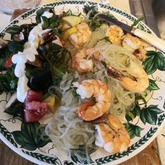 A picture of Lemon Spaghetti with Shrimp.