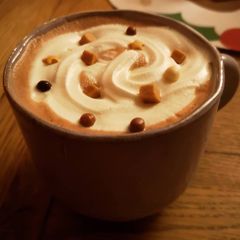 A picture of Deluxe hot chocolate.