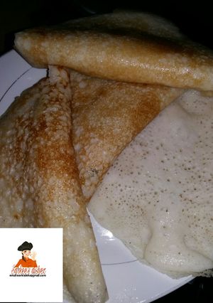 A picture of Sinasir(rice pancake).