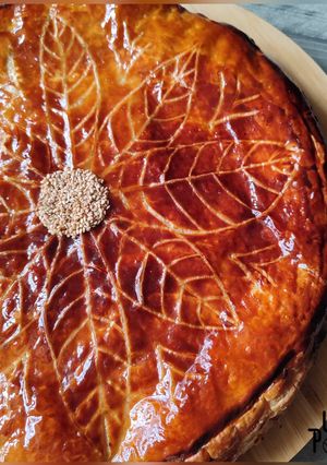 Une photo de Galette des Rois cédrat sésame