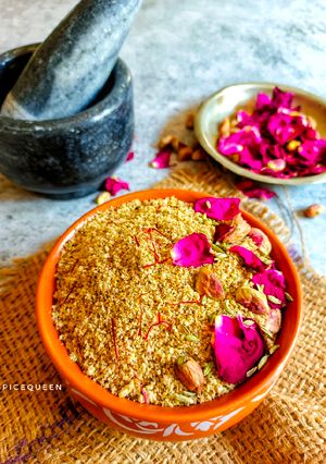 A picture of Instant Thandai Powder.