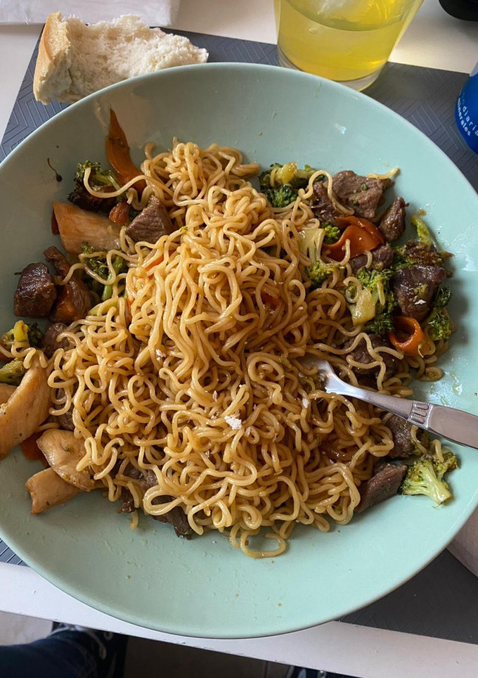 Una foto de Yakisoba