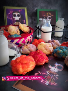 Una foto de 🏵️ GALLETAS DE PAN DE MUERTO 💀