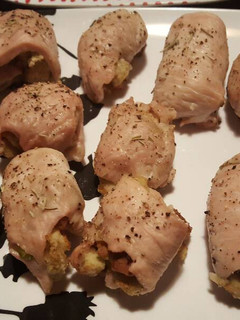 A picture of Turkey Cutlet Roll-ups.