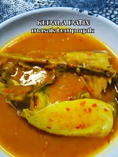 Gambar 16:5:23 - Kepala patin masak tempoyak