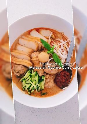 A picture of Malaysian Nyonya Curry Laksa At Home.