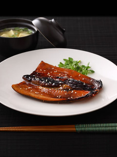 【家樂福廚房】蒲燒虱目魚肚 的食譜成品照片