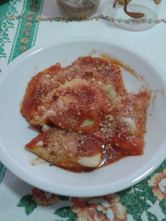 Foto di Ravioli con crema di spinaci