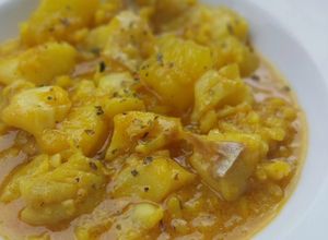 Foto principal de Cazuela de gallineta con patatas y arroz